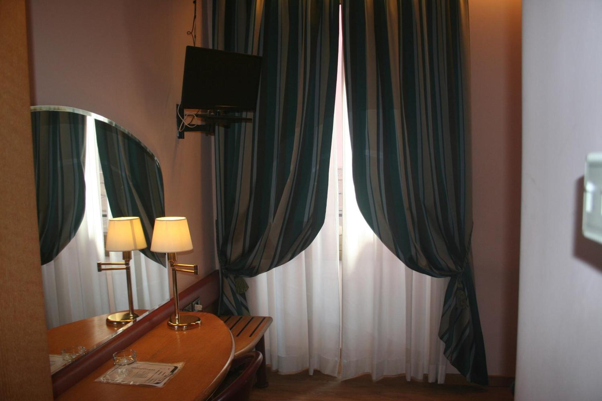 Albert Hotel Milan Chambre photo
